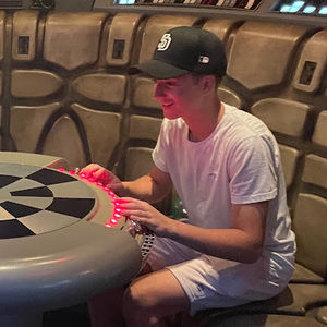 Meet your Posher, Connor